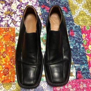 Geox men’s shoes. Excellent condition. Hardly used. Size 44. Pre-loved.